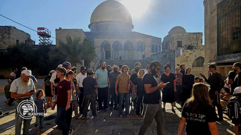 Iranpress: Zionist Settlers Storm Al-Aqsa Mosque