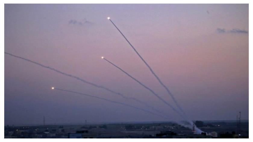 Iranpress: Hamas Strikes Tel Aviv by M90 Missile