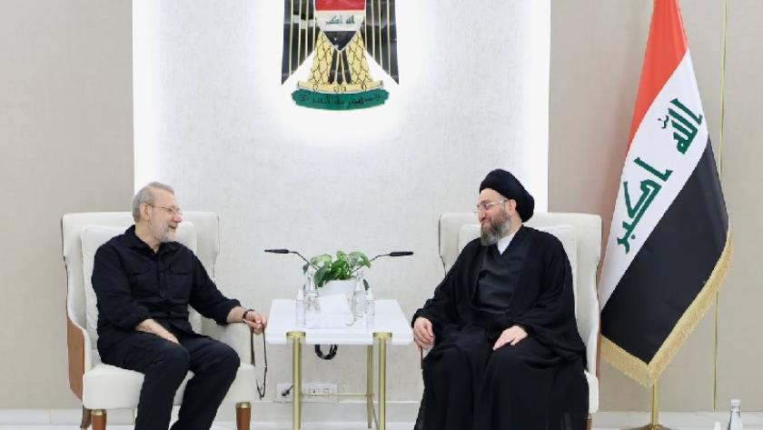 Iranpress: Hakim, Larijani Examine Developments in West Asia