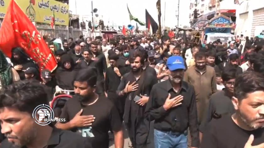 Iranpress: Arbaeen Rituals in Pakistan With Devotion, Harmony