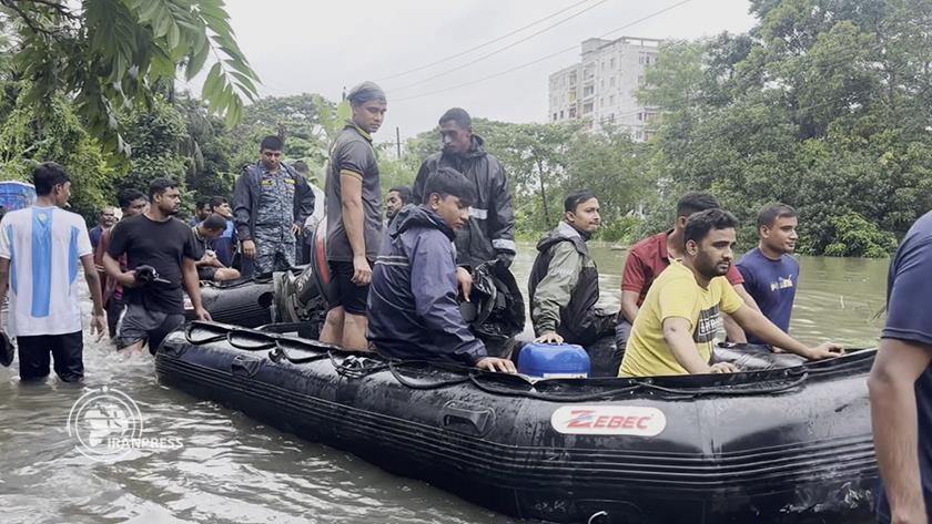 Iranpress: Devastating Flood in Bangladesh with 30 Dead so far