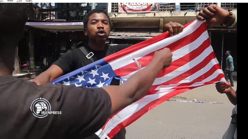 Iranpress: Anger Simmers in Goma, US Flag Burned in Protest against Alleged Support for M23