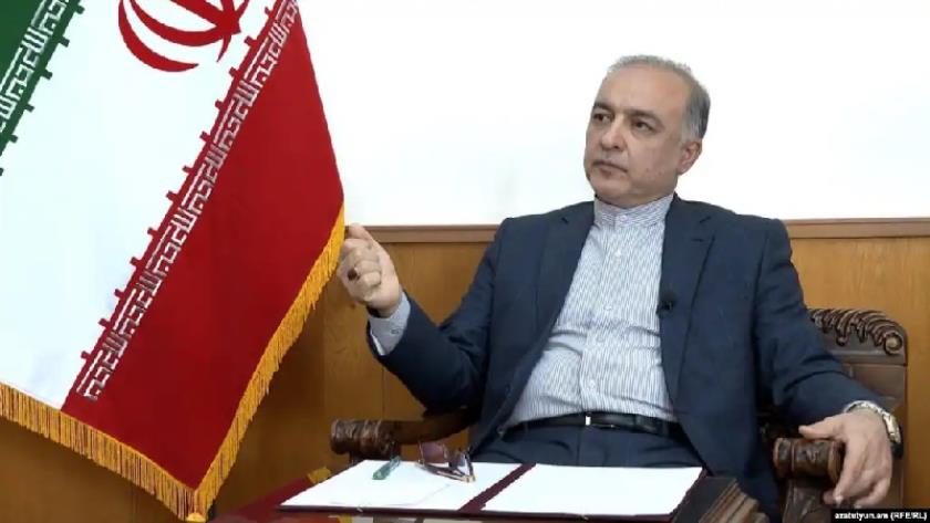 Iranpress: Amb: Iran Opposes Any Corridor Violating Armenia