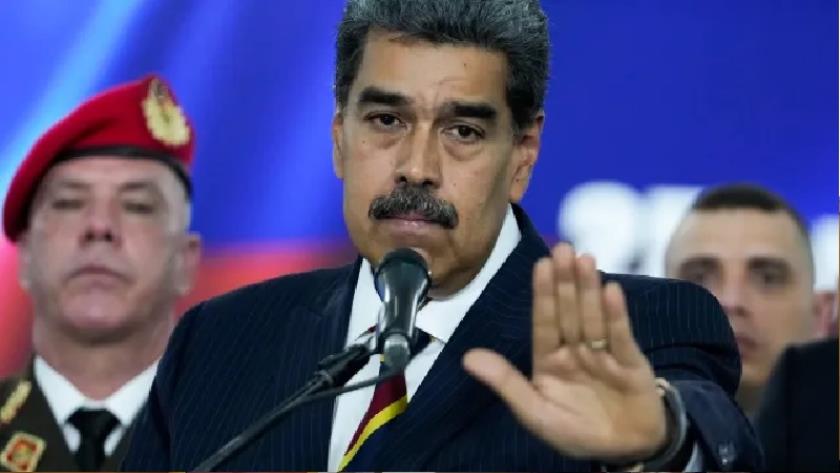 Iranpress: Argentina urges ICC to order arrest of Maduro