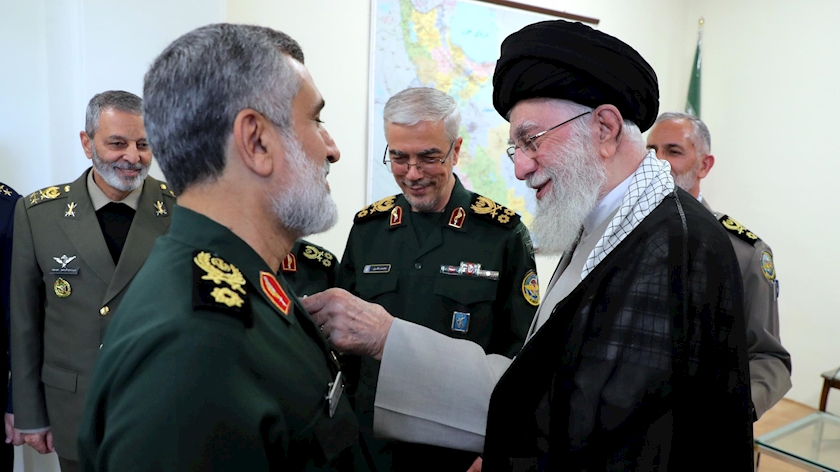 Iranpress: Leader Awards Fath Medal to IRGC Commander Hajizadeh Following 