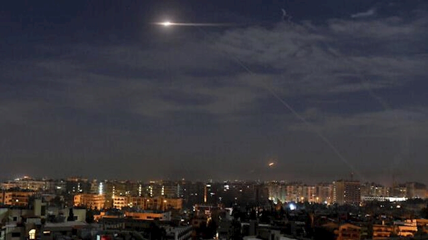 Iranpress: Israeli Warplanes Target Homs in Syria 