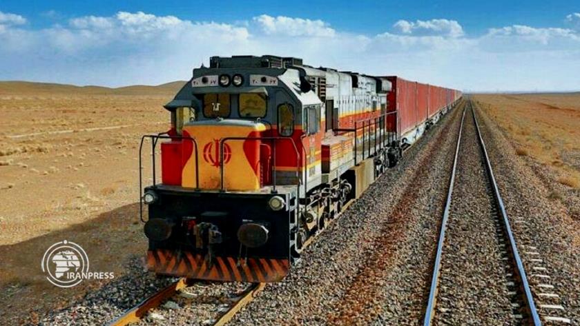 Iranpress: Iran Railways CEO Discusses Transit Cooperation with TRACECA