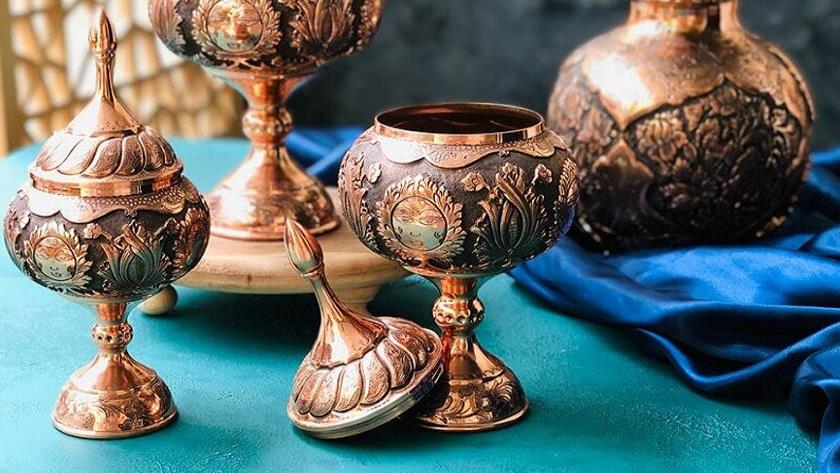 Iranpress: Isfahan’s Traditional Metal Engraving Art Achieves Global Recognition