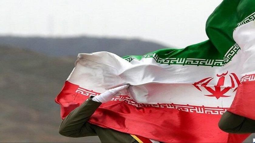 Iranpress: Iranian Army Statement on Martyrdom of Two Soldiers During Israeli Attacks