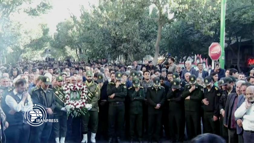 Iranpress: Iranians Observe Funeral of Security Martyrs Left in Taftan Terrorist Attack 