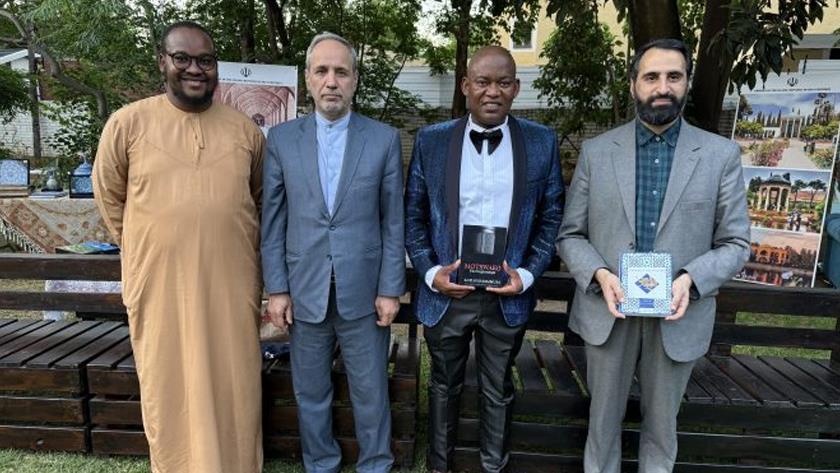 Iranpress: Iranian Cultural Consulate in South Africa Hosts Book Launch Supporting Palestine