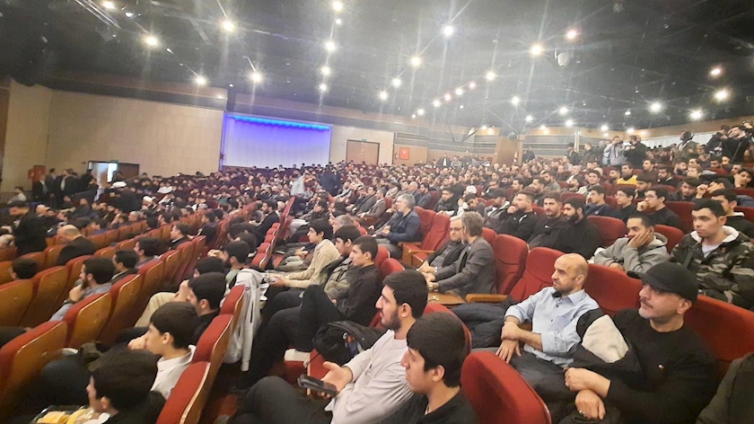 Iranpress: "Heroic National Event" 17th Celebration of  Resistance Literature 