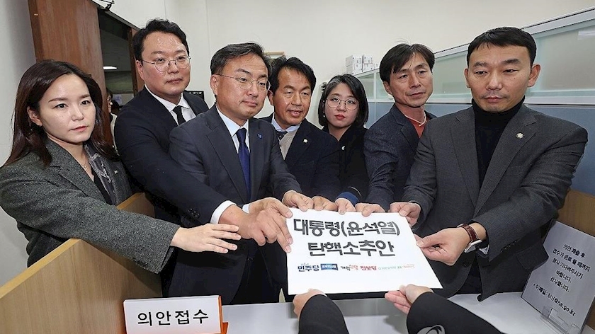 Iranpress:  South Korean Opposition MPs Prepare Bill to Impeach President