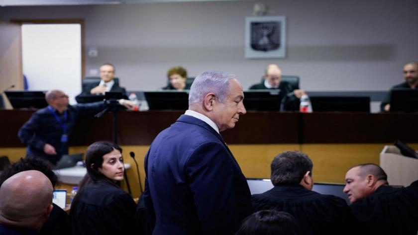 Iranpress: Netanyahu Takes Stand First Time in Court on Corruption Charges