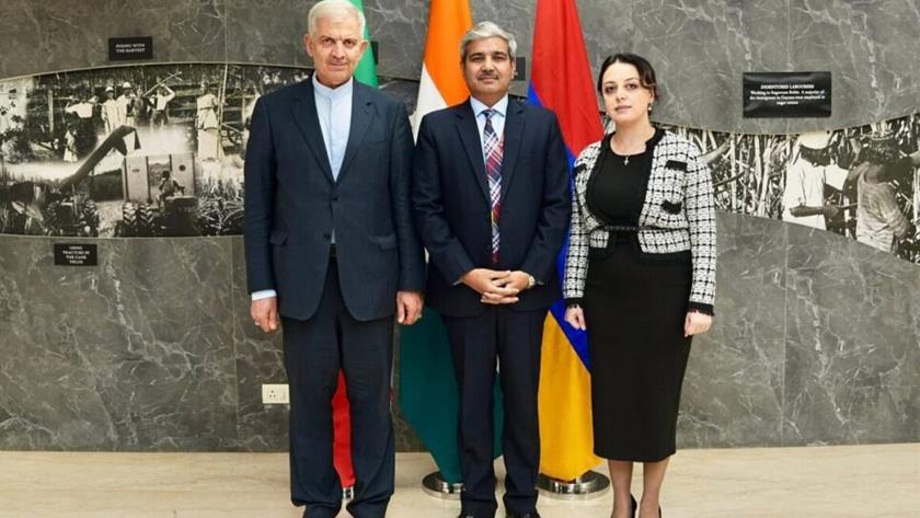 Iranpress: Iran, Armenia, India Hold Trilateral Consultations to Expand Ties