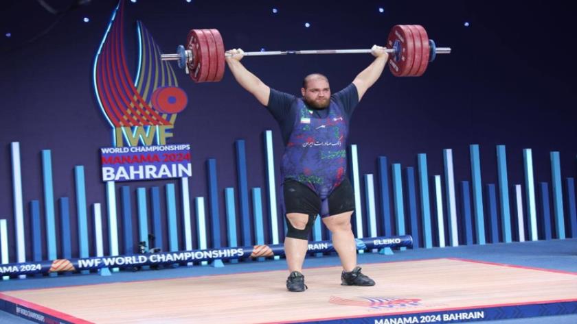 Iranpress: Iran’s Super Heavyweight Lifters Shine at 2024 World Weightlifting Championships