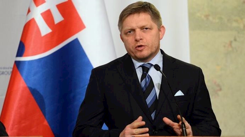 Iranpress: Slovak PM Robert Fico Visits Moscow to Meet Putin