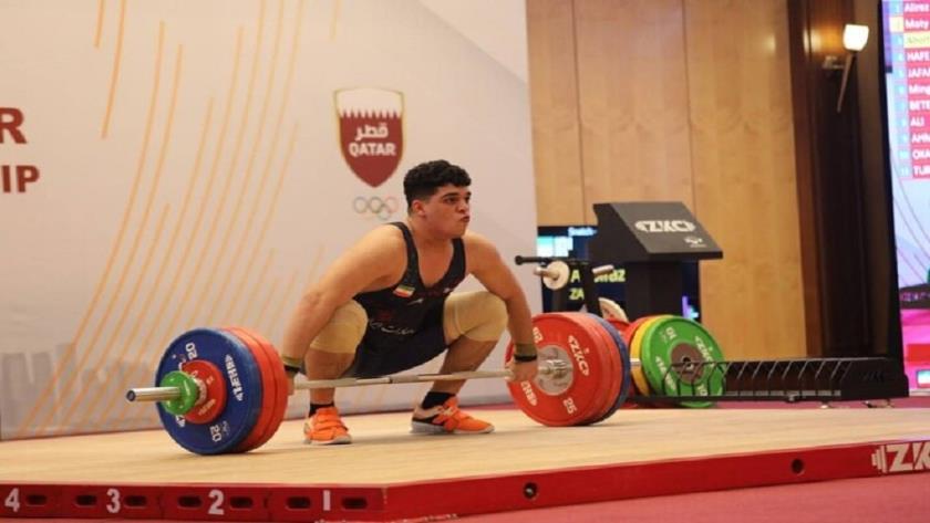 Iranpress: Iranian Weightlifters Shine at Asian Youth, Junior Championships in Qatar