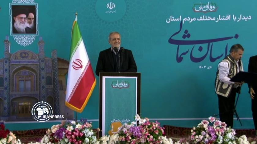 Iranpress: President: Problems to Be Solved with Unity, Obedience to Leader