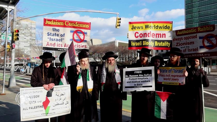 Iranpress: Anti-Zionist Rabbis Rally in Front of UN