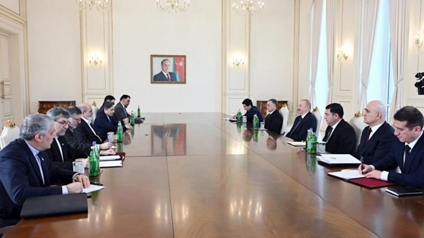 Iranpress: Iran, Azerbaijan Discuss Future Cooperation