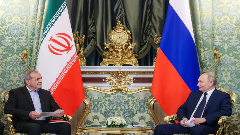 Iranpress: Iran, Russia Seek to Boost Strategic Partnership by New Treaty