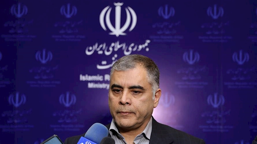 Iranpress: Iran to Sign a Significant Oil Contract Soon: Oil Minister