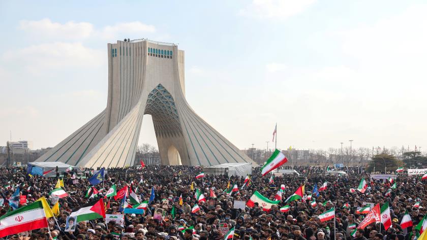 Iranpress: Arab Media Spotlight Iran’s 46th Revolution Anniversary Rallies