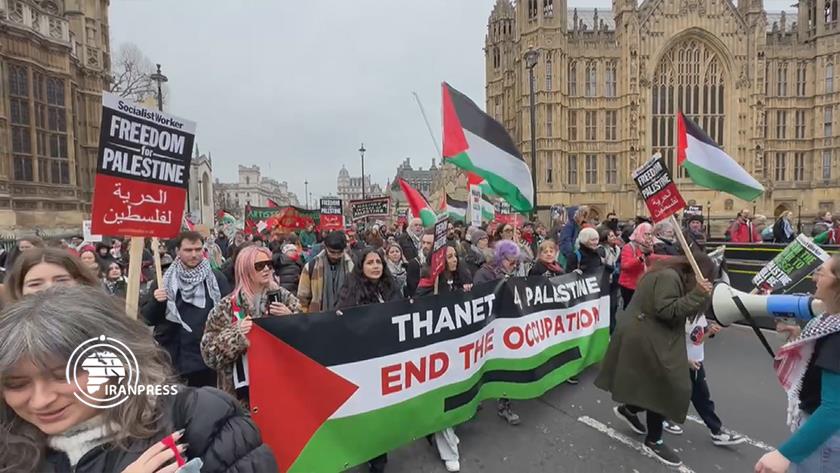 Iranpress: Londoners Demonstrate Against U.S., Israeli Policies