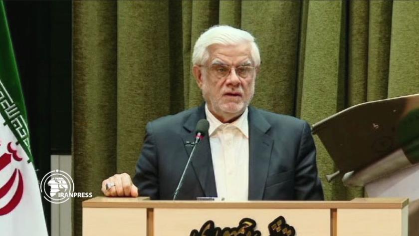 Iranpress: Veep Calls for University-Industry Collaboration to Meet Defense Needs