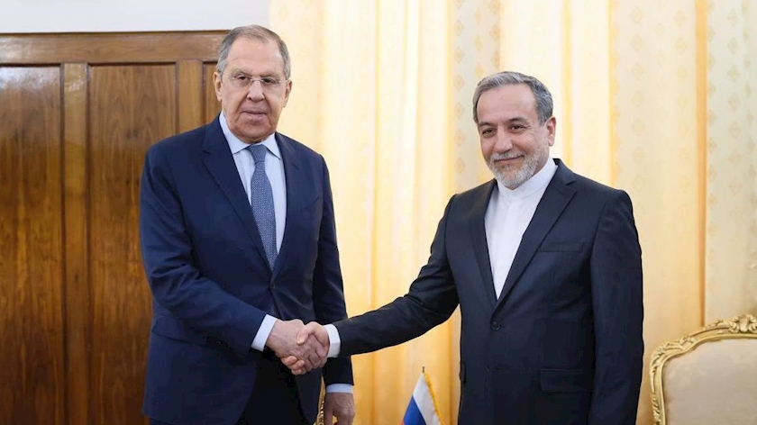 Iranpress: Araghchi, Lavrov Discuss Regional, Global Issues in High-Level Talks 