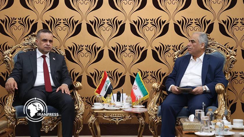 Iranpress:  Iran, Iraq Emphasize Completion of Shalamcheh-Basra Railway, Border Markets