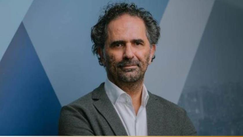 Iranpress: University Professor in Brazil Praises Iran as Key Pillar of West Asia