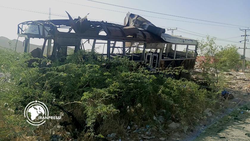 Iranpress: Suicide Bomber Targets School Bus in Pakistan, Kill 4 Children in Balochistan 
