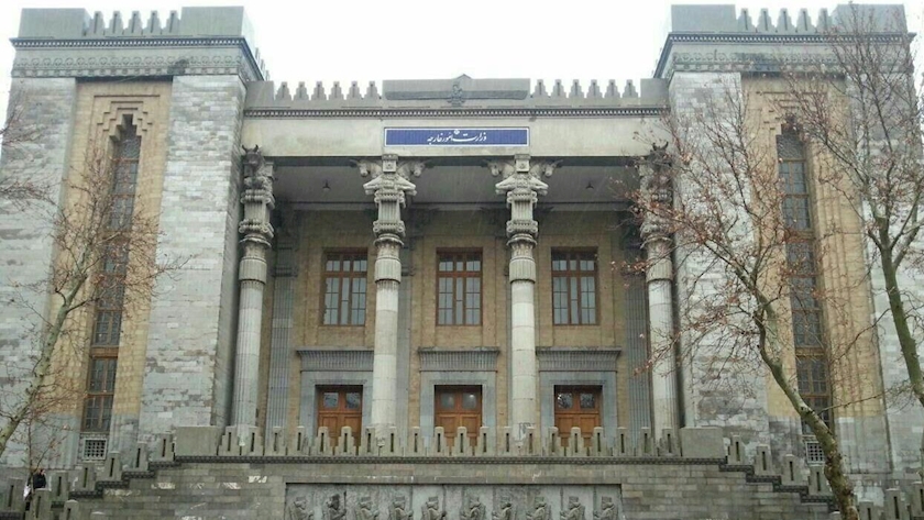 Iranpress: Iran Summons French Diplomat Over ‘Interventionist’ Remarks by Foreign Minister
