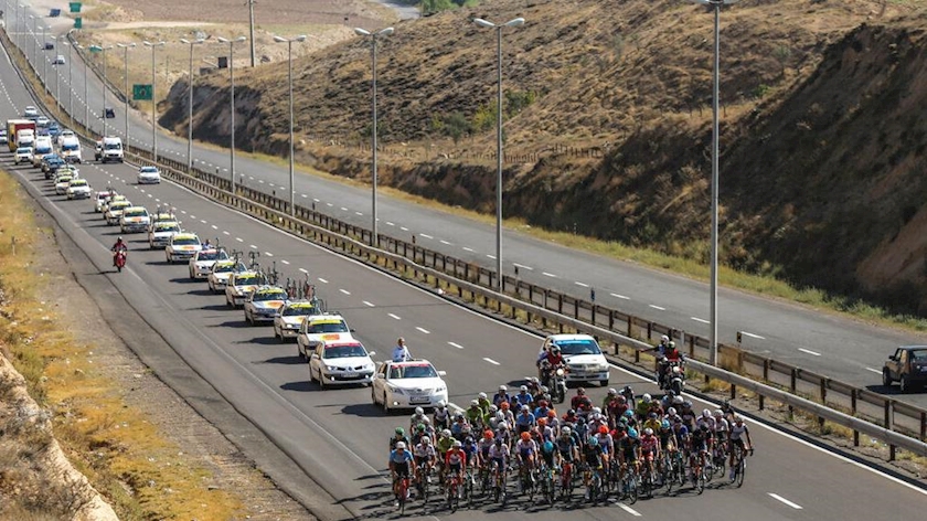 Iranpress: Iran-Azerbaijan Cycling Tour Hits Toughest Stage on Grueling 212km Route