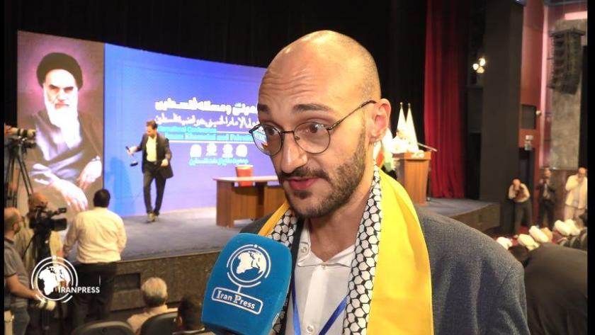 Iranpress: Brazilian Journalist Calls Imam Khomeini Founder of Global Multi-Polarity