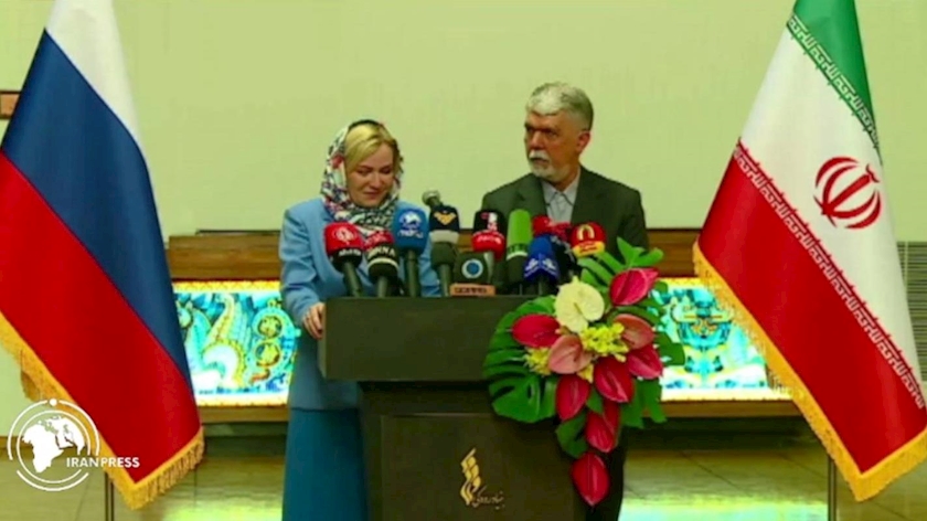Iranpress: Russia Opens Cultural Week in Iran with Music and Traditional Dance