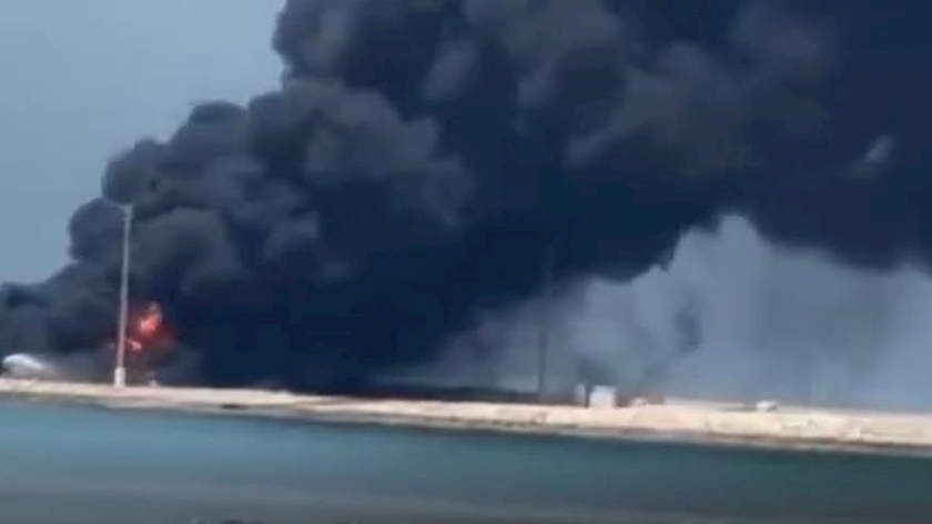 Iranpress: 3 Dead, 2 Injured in Methanol Ship Fire at Bushehr