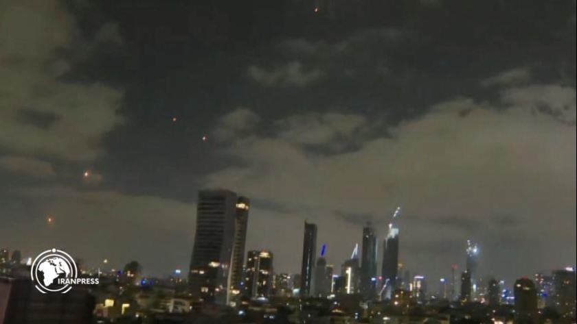 Iranpress: Iran Kicks off 8th Round of Missile Operation Against Israel, Sirens Sounded