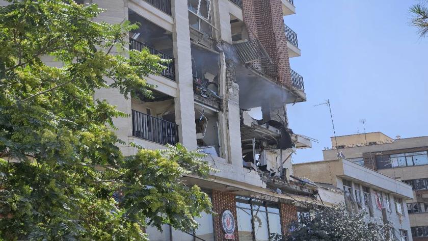 Iranpress: Israeli Strikes Target Tehran Residents, Escalating Tensions