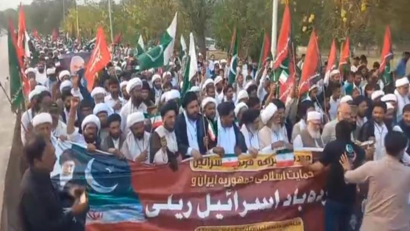 Iranpress: Pakistan: Protests Against Israeli Aggression on Iran 