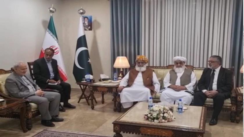 Iranpress: Pakistani Political and Religious Leaders Express Solidarity With Iran