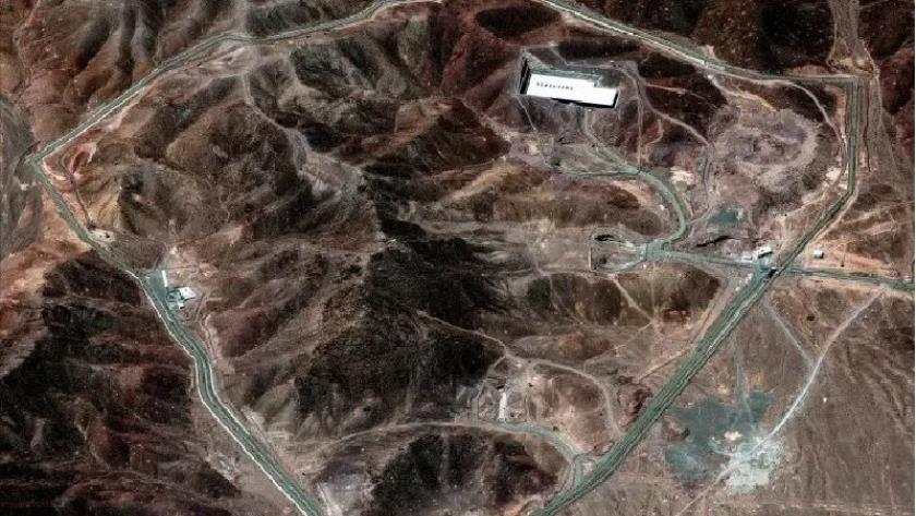 Iranpress: U.S. Fighter Jets Strike a Part of Fordow Nuclear Site