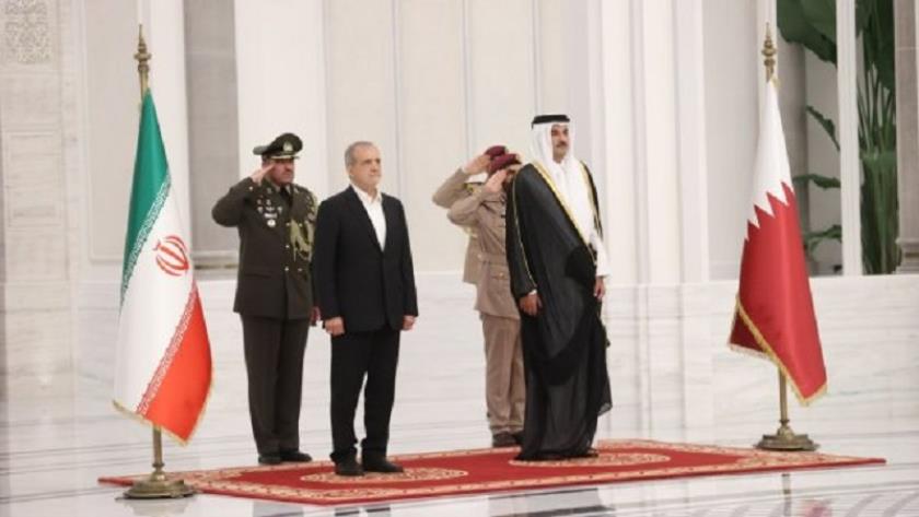 Iranpress: Iran’s President Calls Emir of Qatar Following Missile Strike