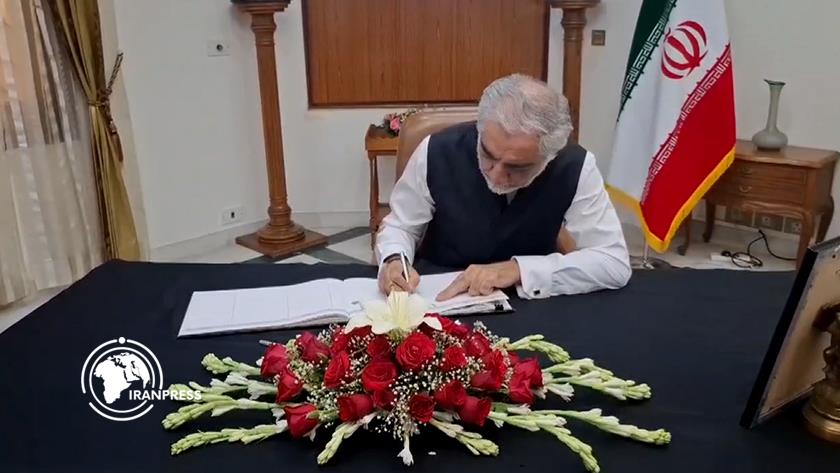 Iranpress: Foreign Diplomats in India Pay Tribute to Iranian Martyrs in Israeli Aggression