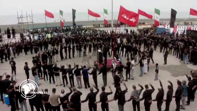 Iranpress: Bandar Abbas Mourns Tasua, Southern Iran 