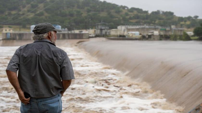 Iranpress: Death Toll From Texas Floods Reaches 70, Search Ongoing for Missing Campers
