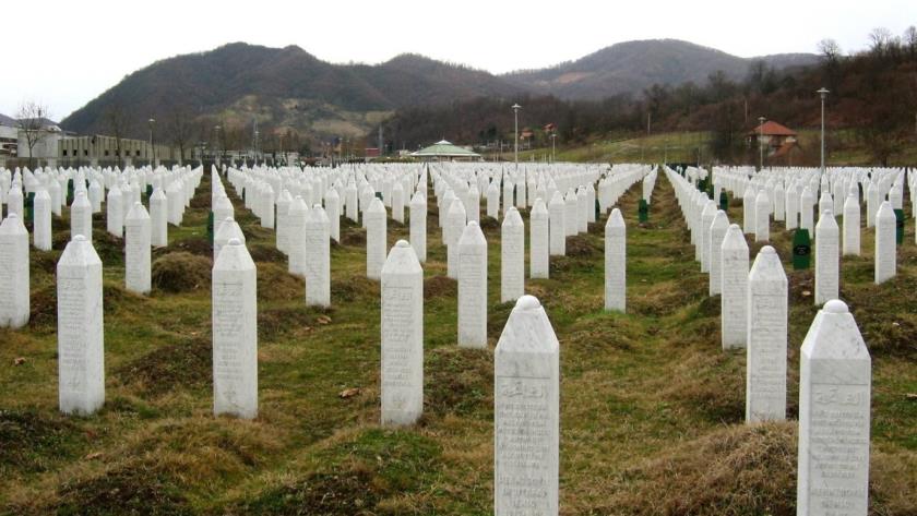 Iranpress: Global Action in Srebrenica, Could Prevent Gaza Genocide: Araghchi