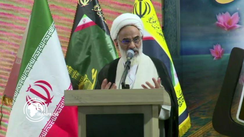 Iranpress: Leader